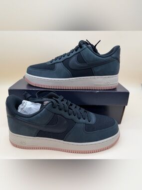 Nike Air Force 1 '07 LX BLACK-RED STARDUST Size 8.5 Men’s New Damaged Box